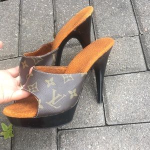 Louis Vuitton shoe